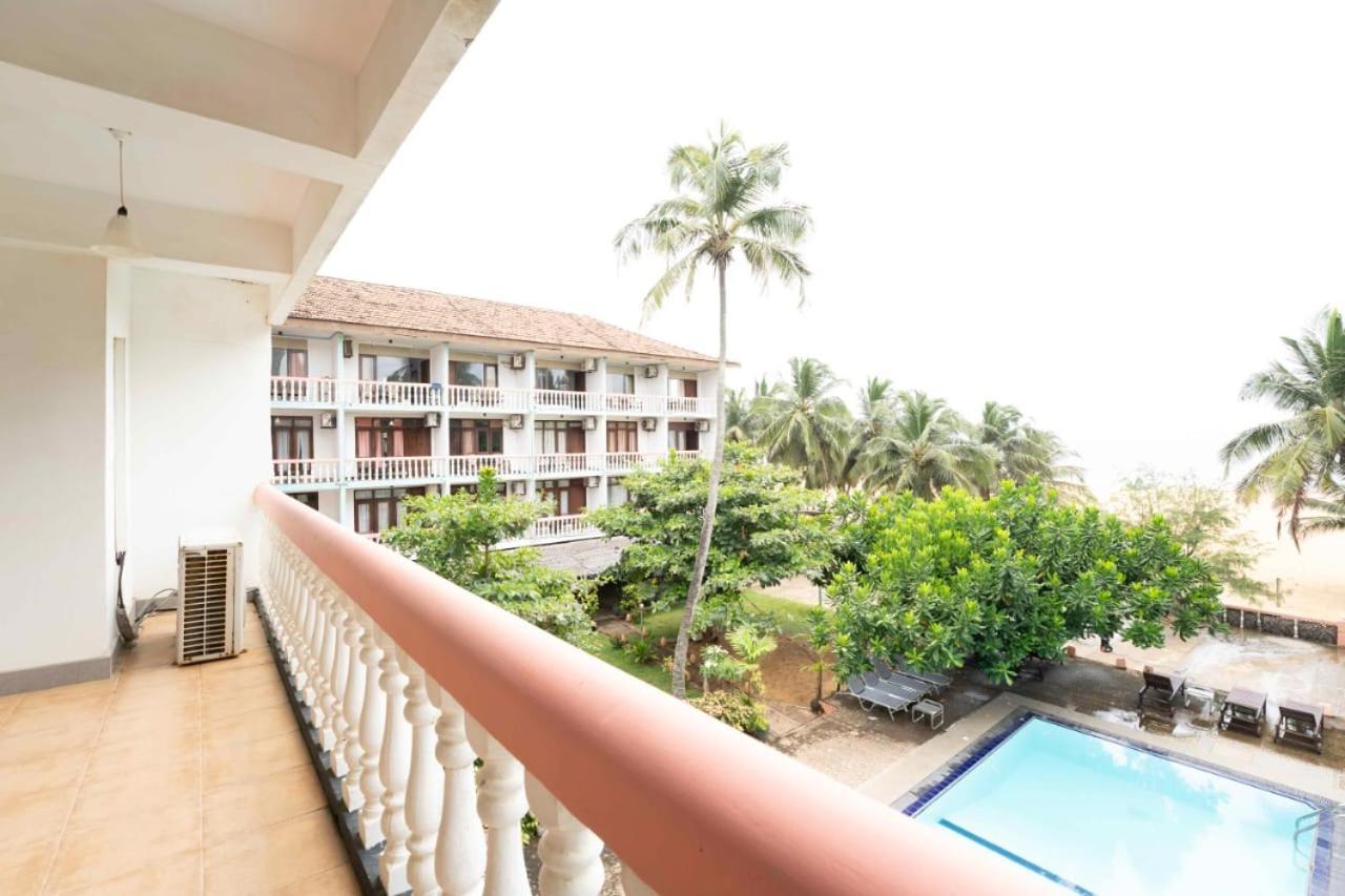 Topaz Beach Hotel Negombo Kültér fotó