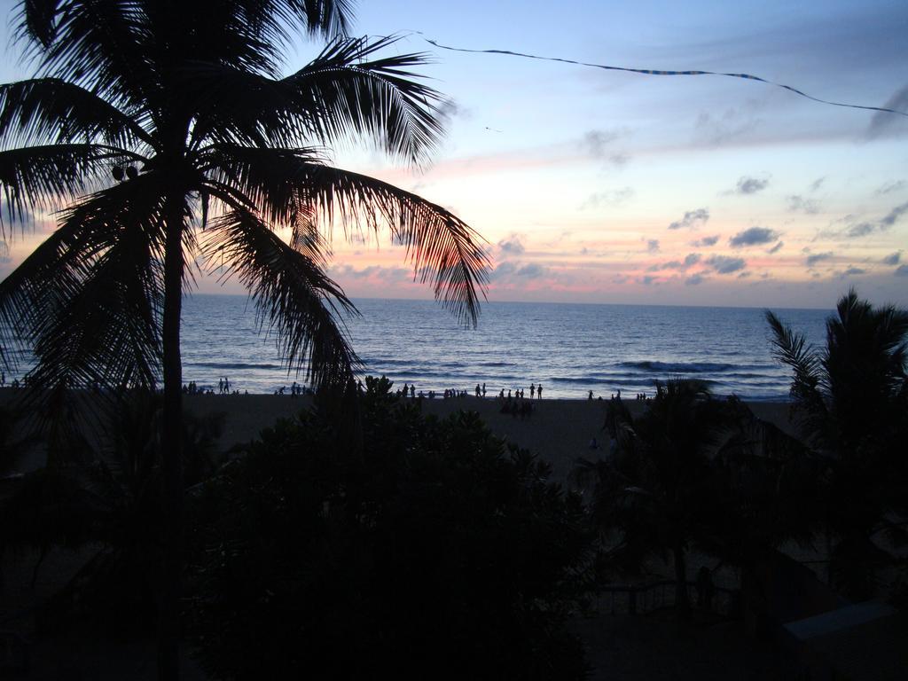 Topaz Beach Hotel Negombo Kültér fotó